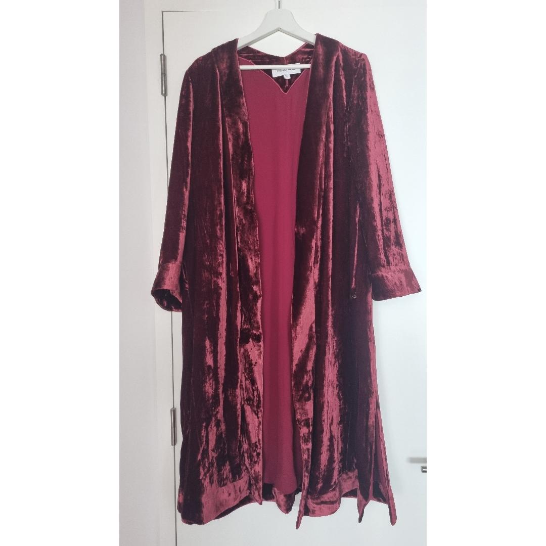 kimono terciopelo burdeos Pedro del Hierro — foto 1 de 4