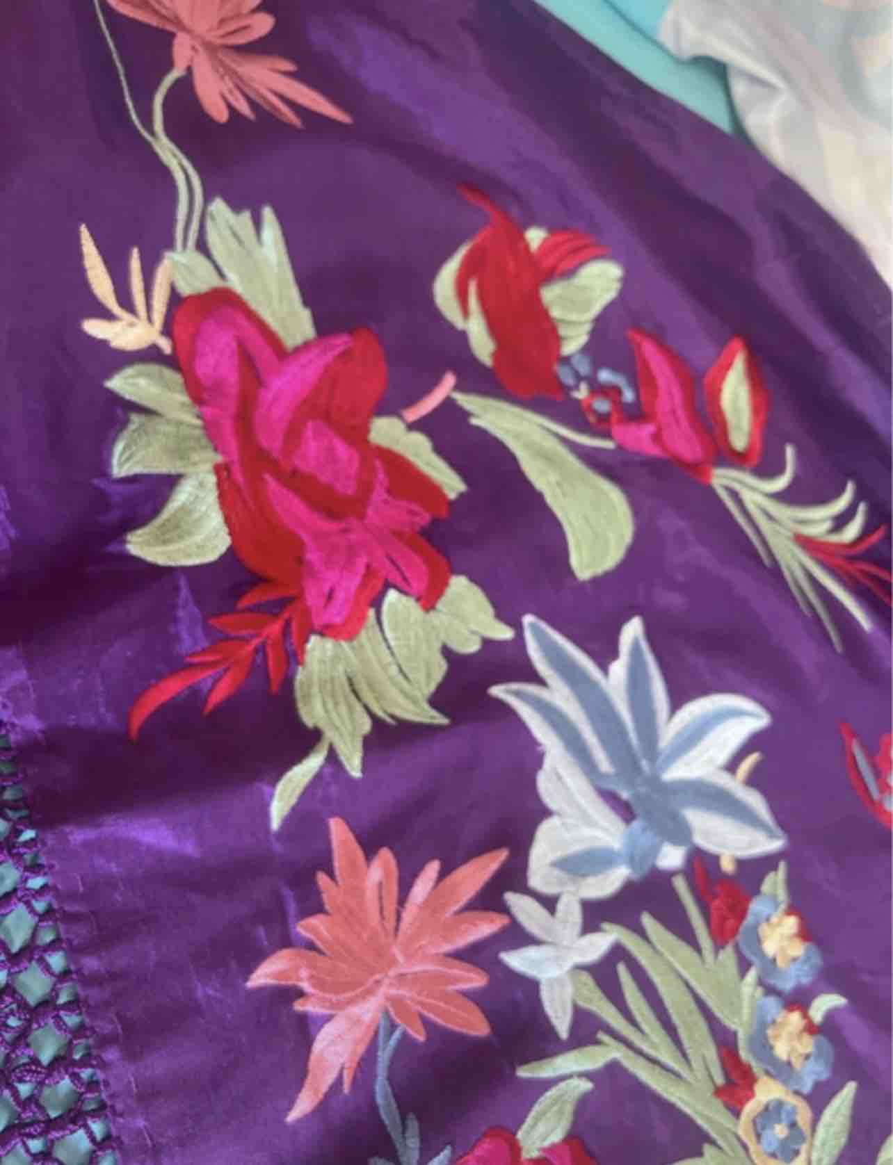 Mantón de Manila morado Golo de lunares — foto 6 de 6