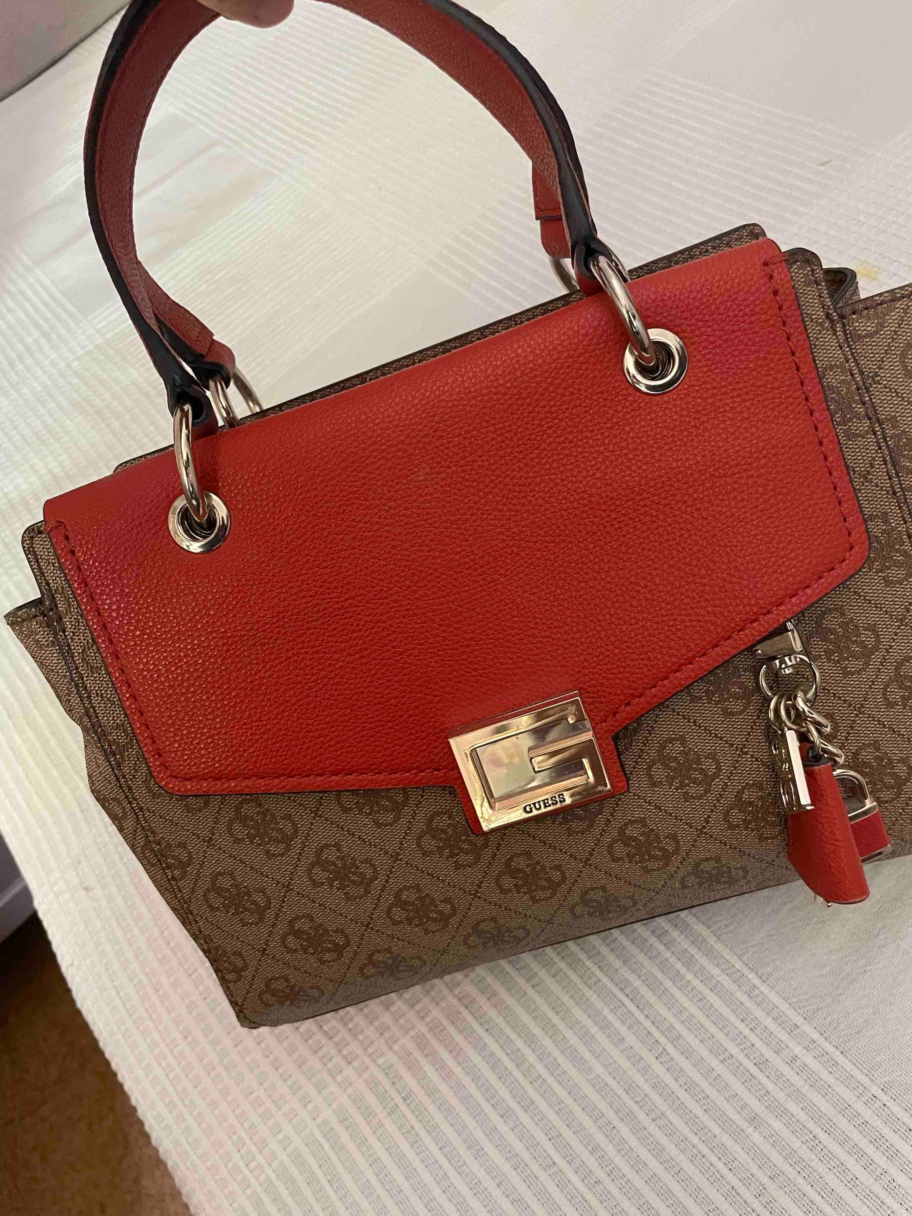 Bolso Guess — foto 1 de 6