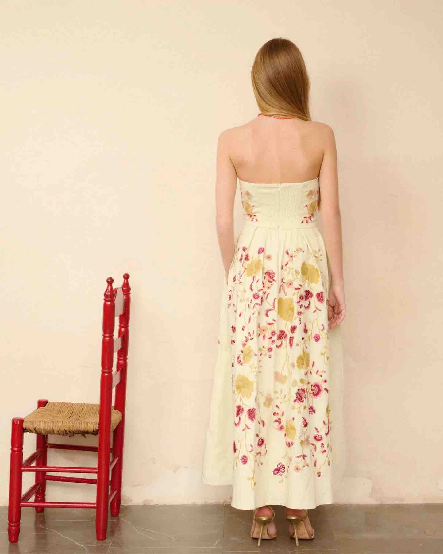 Vestido IQ con bordados The IQ Collection — foto 4 de 4