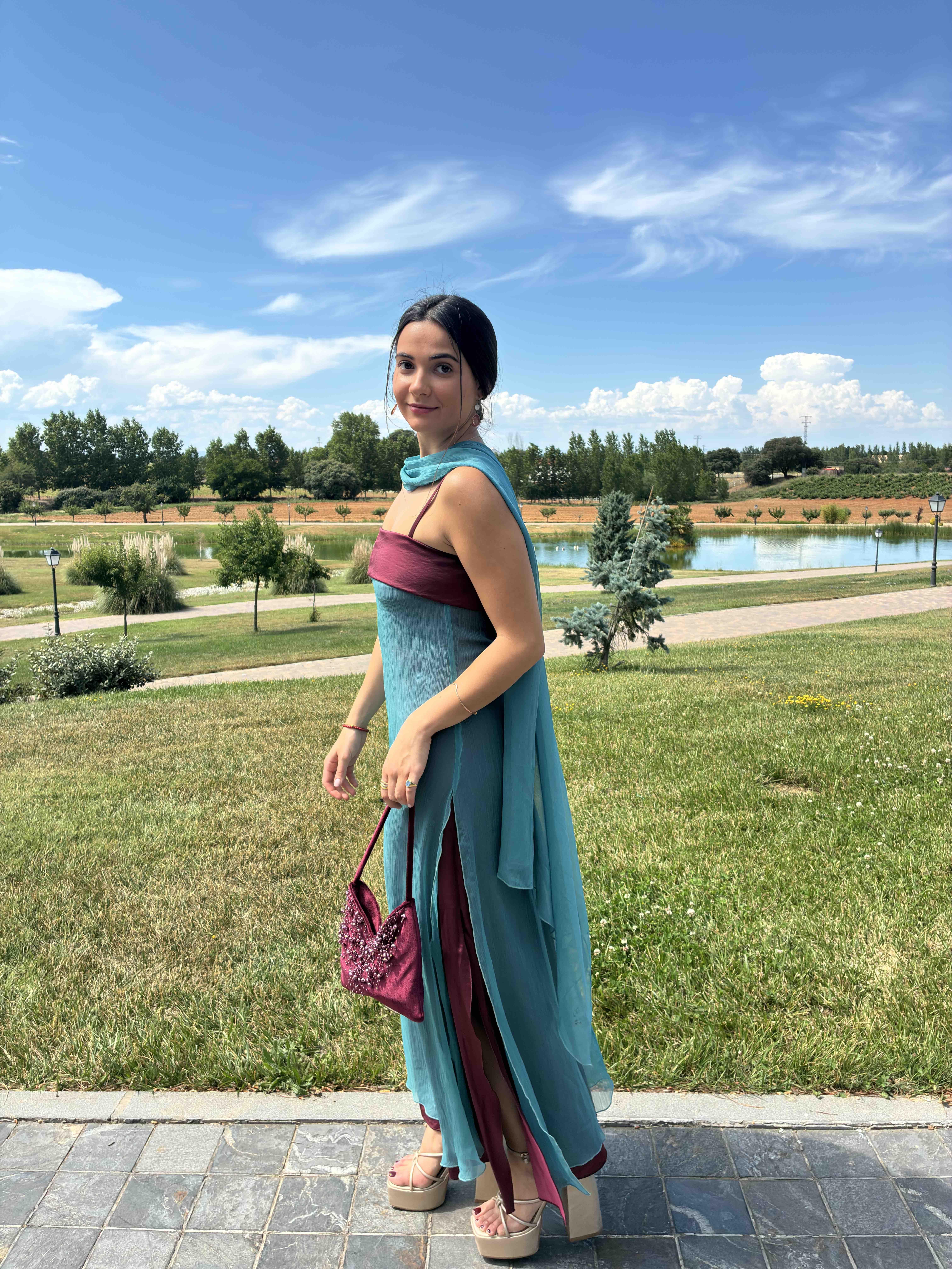 Vestido de invitada Mariquita Trasquilá — foto 2 de 3