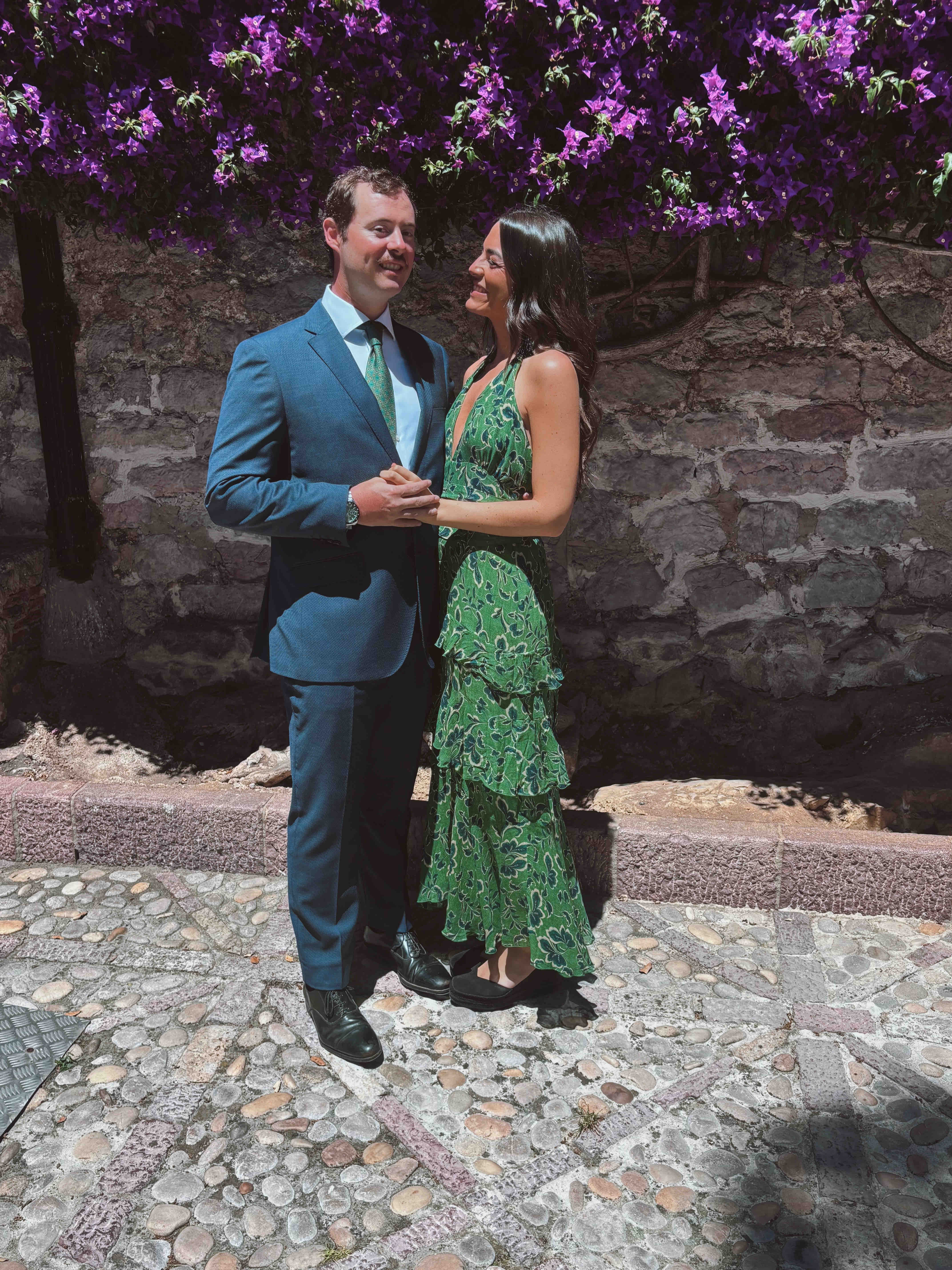 Vestido midi verde cuello halter Baymo — foto 1 de 3
