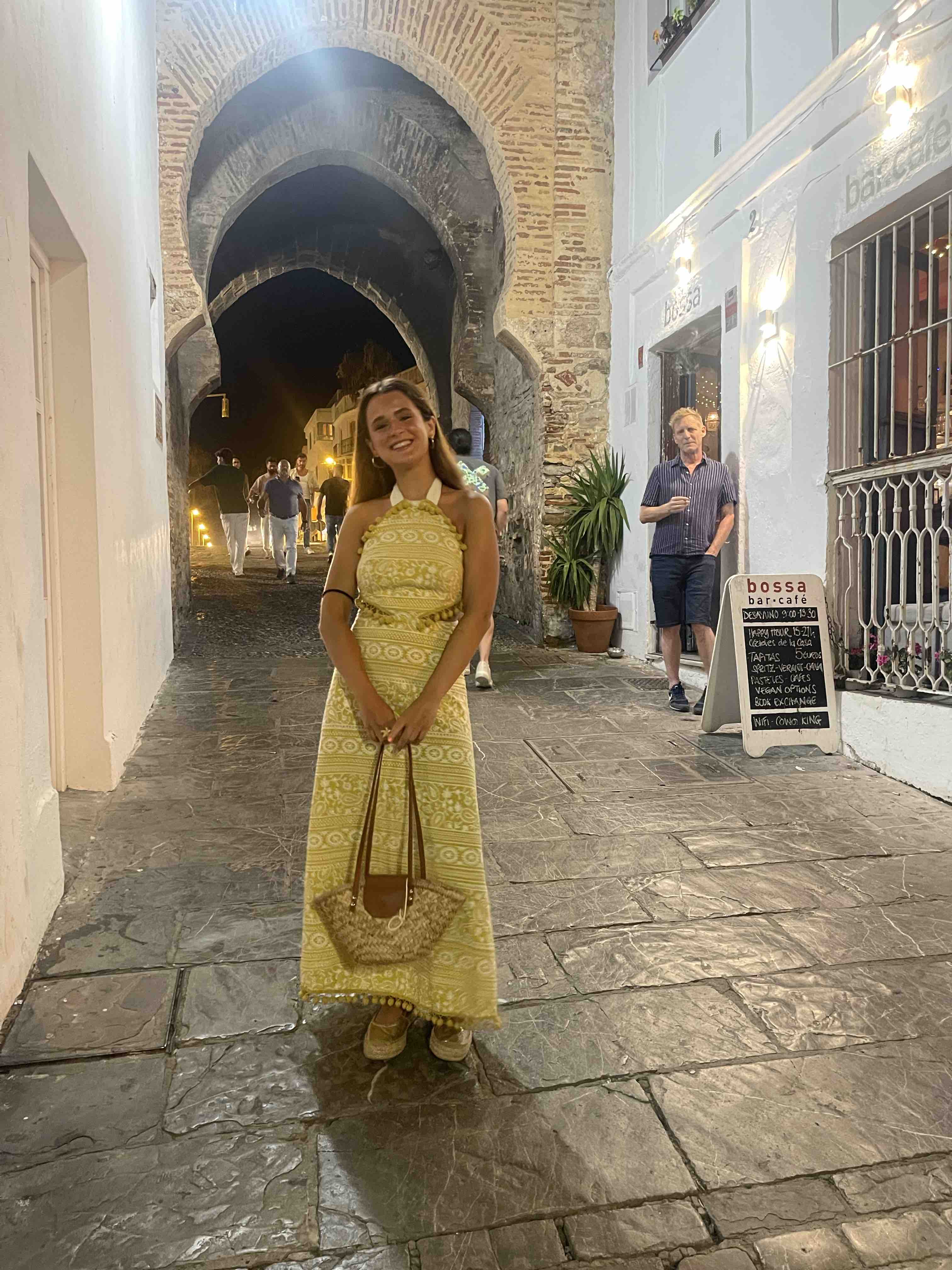 vestido amarillo coosy — foto 2 de 3