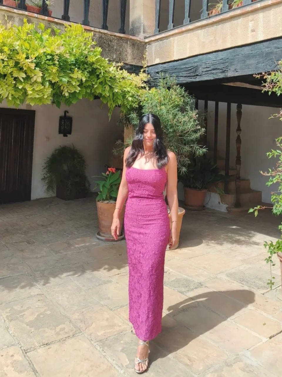 Vestido invitada rosa Aware Barcelona — foto 4 de 4