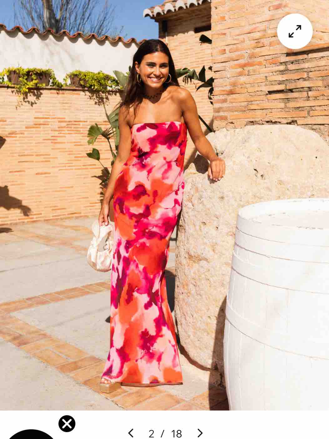 Vestido puesta The Are — foto 3 de 3