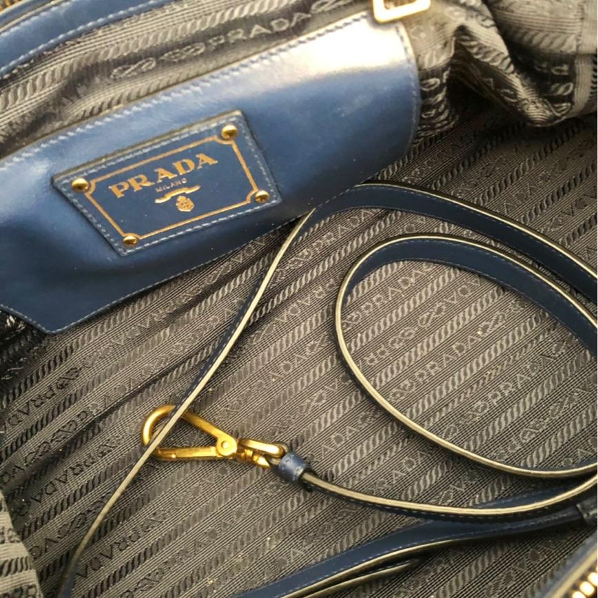 Bolso AZUL aciano de PRADA — foto 2 de 3