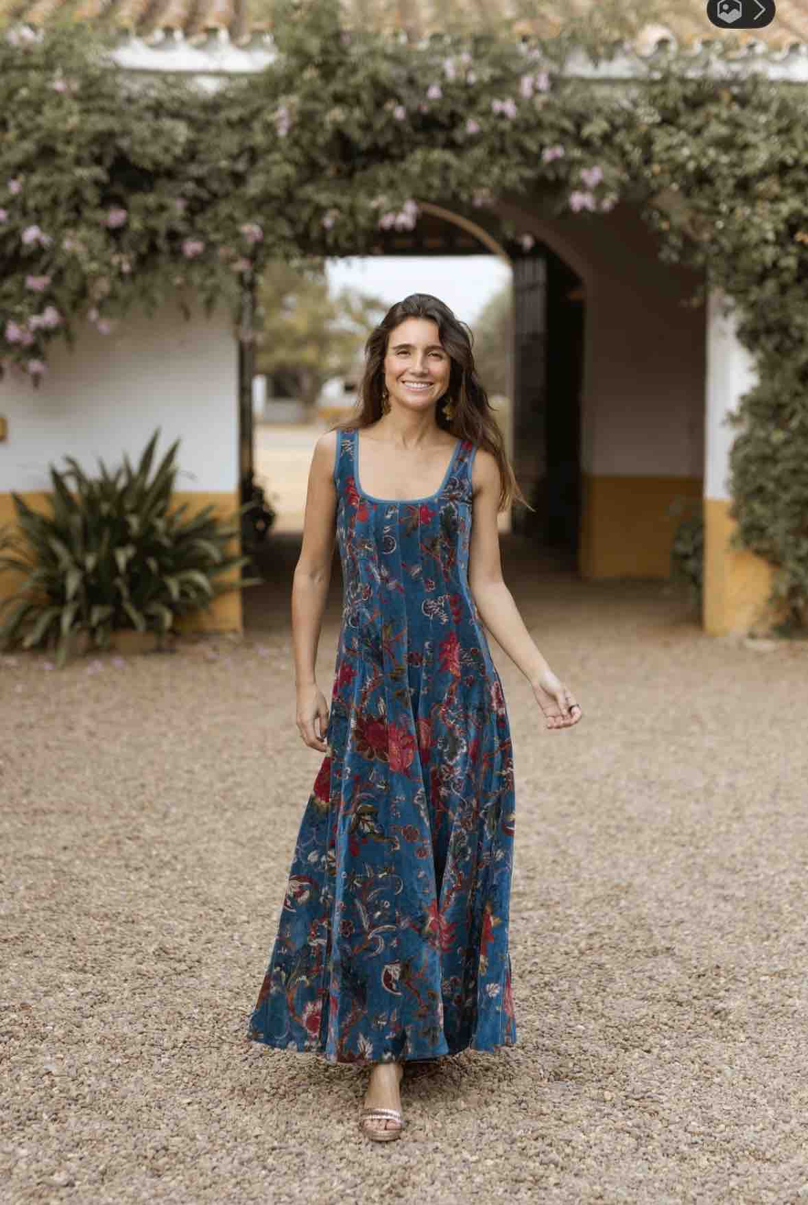 Vestido Esedetres azul, talla M, en alquiler — foto 1 de 3