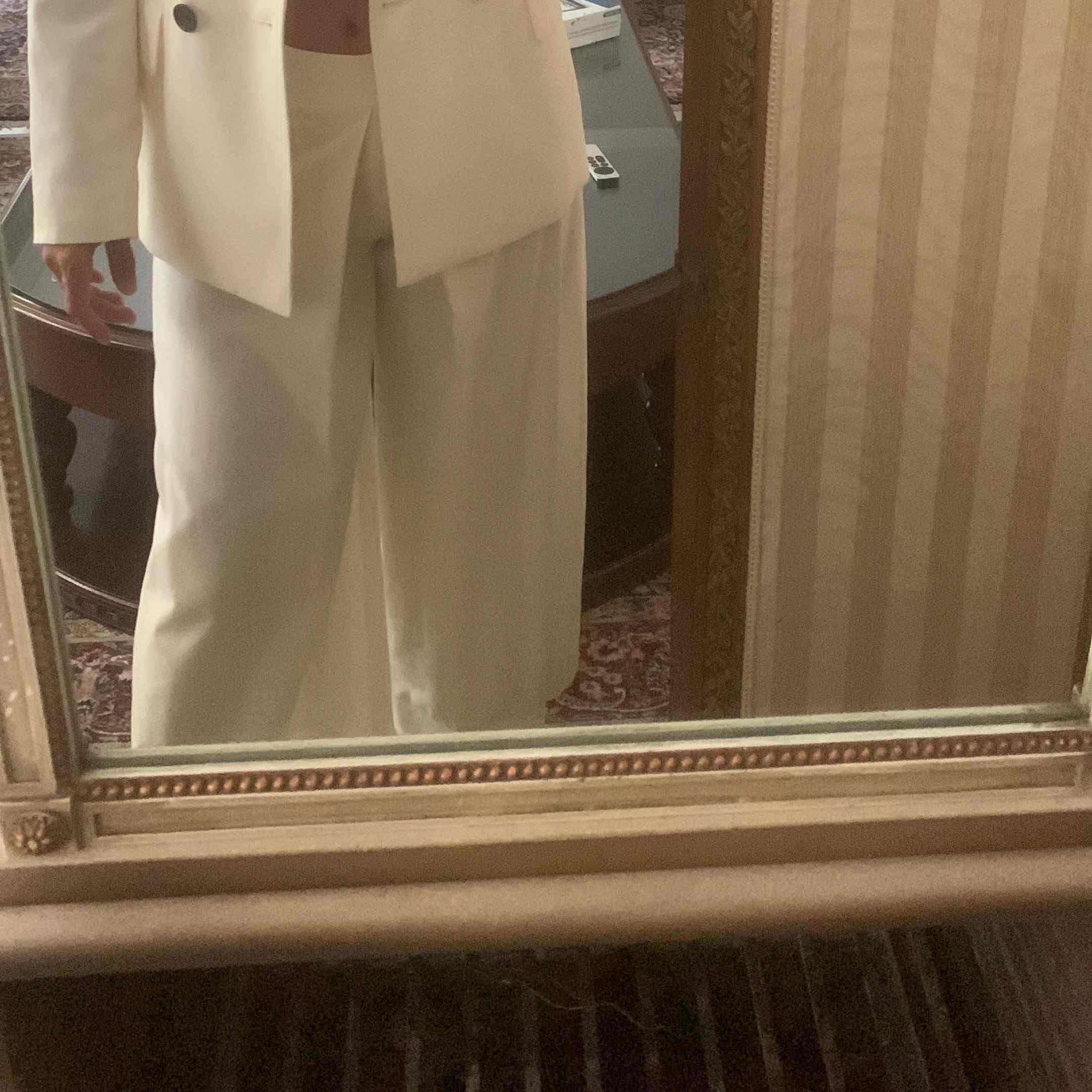 Traje Chaqueta y pantalón con pliegues Angel Schlesser — foto 2 de 2