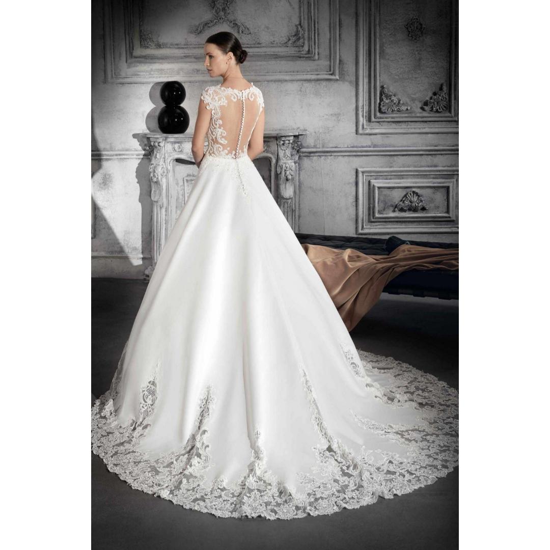 Vestido de boda Demetrios Demetrios Bridal — foto 2 de 2