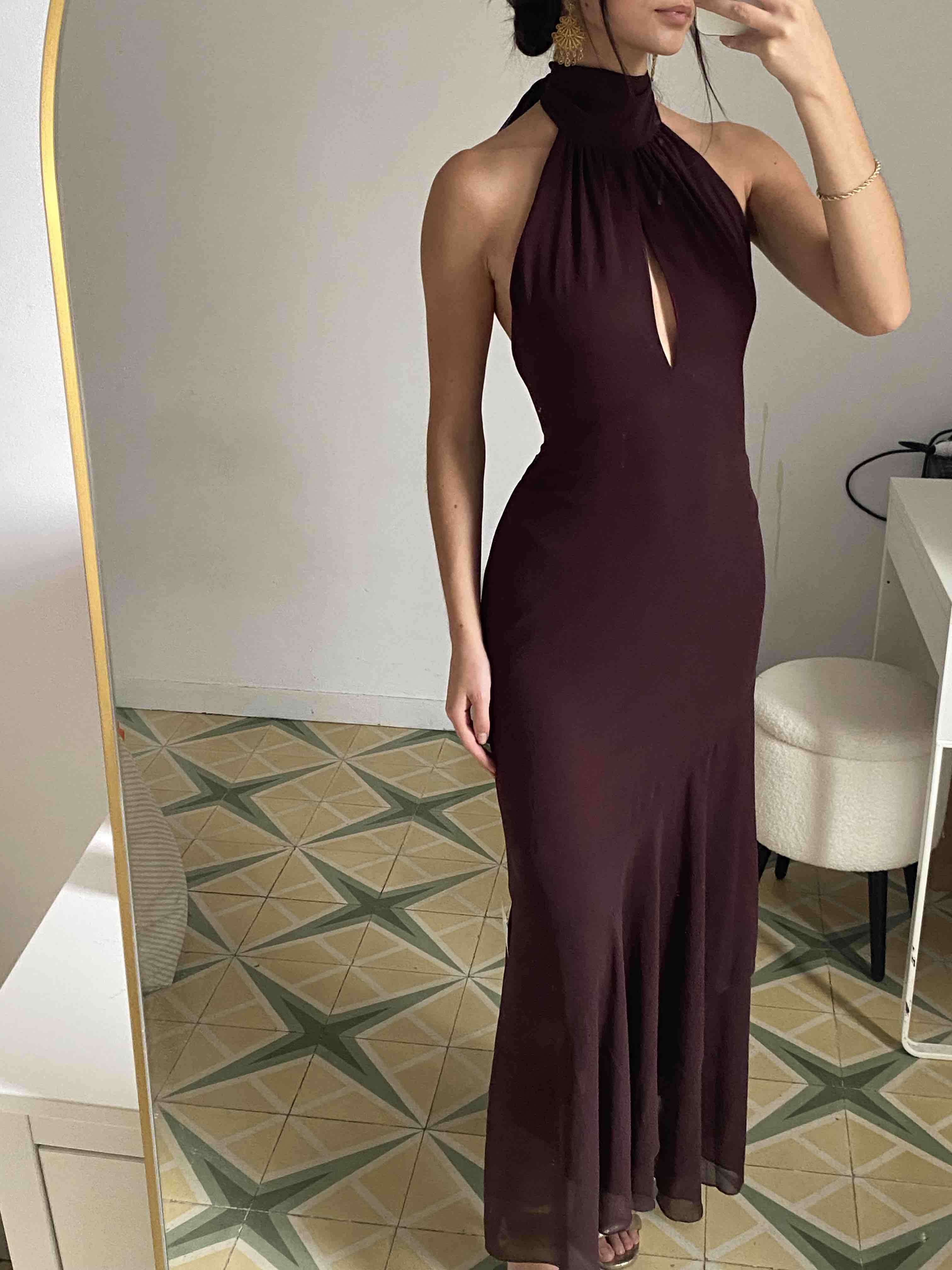 Vestido invitada marrón chocolate miphai — foto 1 de 4
