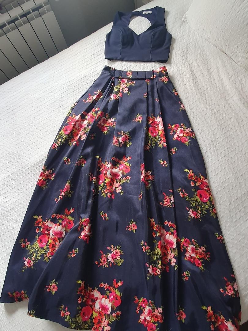 Conjunto estampado falda larga y crop top Fórmula Joven — foto 1 de 6