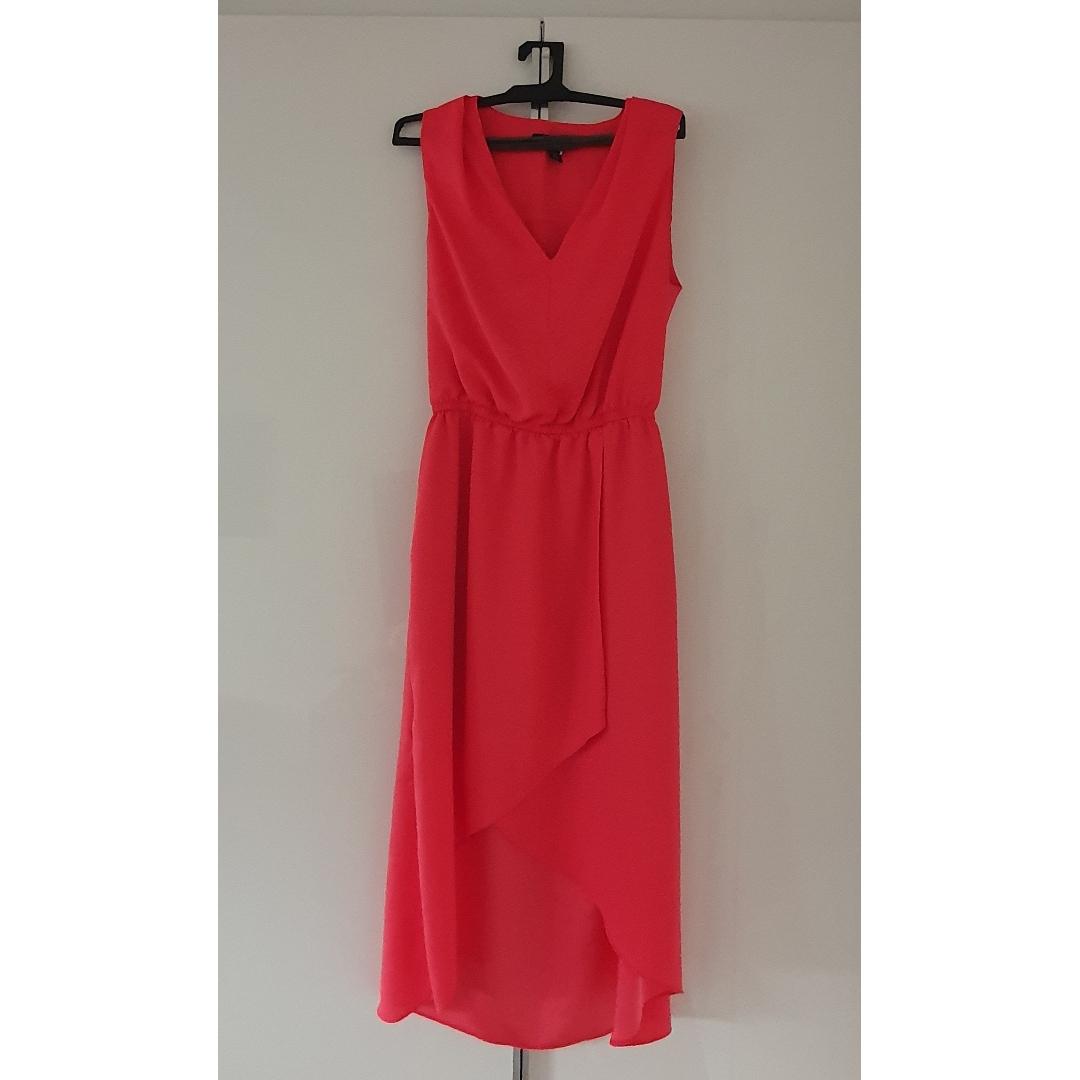 Vestido rosa vibrante con abertura pierna Keneth Cole — foto 1 de 4