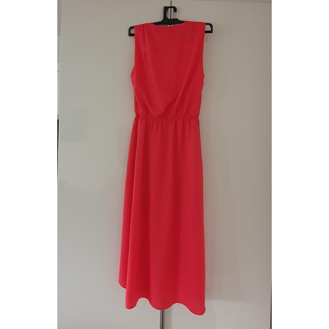 Vestido rosa vibrante con abertura pierna Keneth Cole — foto 2 de 4