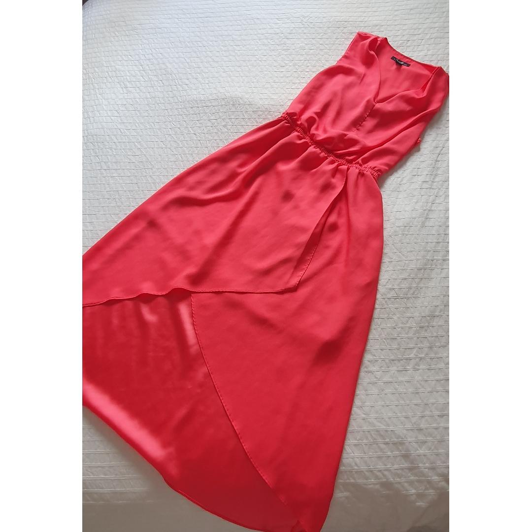 Vestido rosa vibrante con abertura pierna Keneth Cole — foto 3 de 4