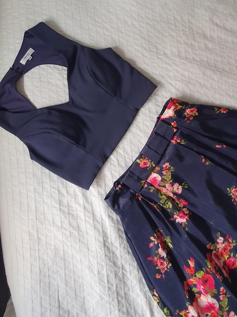 Conjunto estampado falda larga y crop top Fórmula Joven — foto 3 de 6