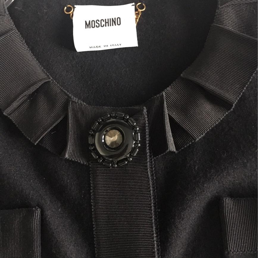 vestido abrigo Moschino — foto 3 de 3