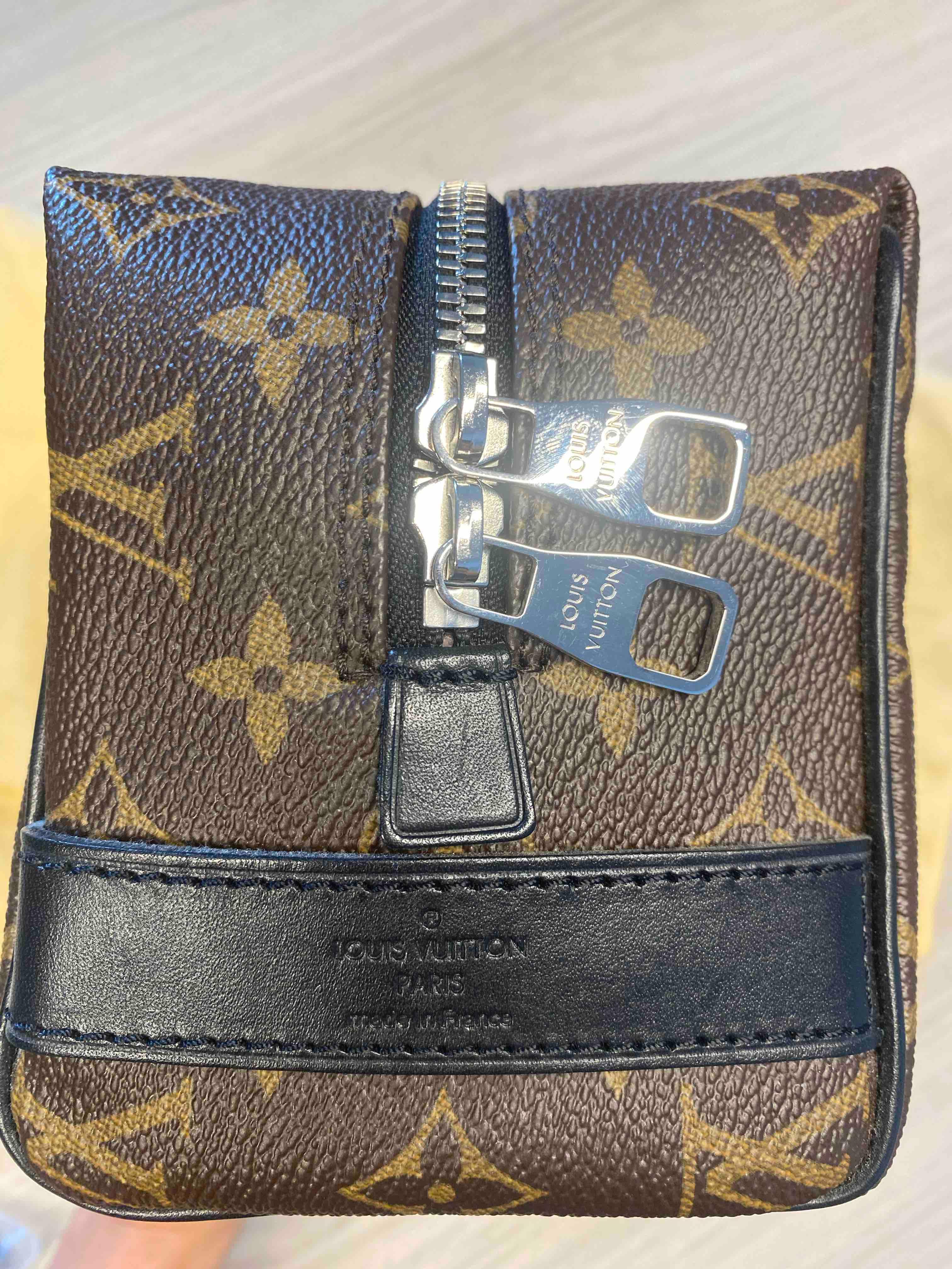 Neceser Louis Vuitton — foto 2 de 4