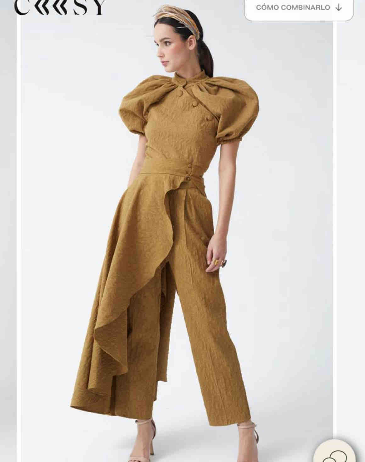 Traje top- pantalón- faldón Coosy XS mostaza