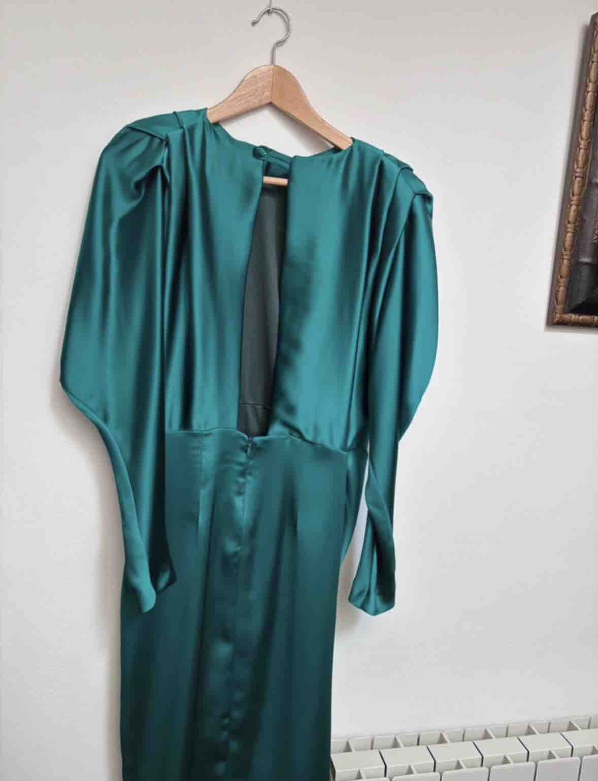 Vestido midi invitada verde Aryentto — foto 2 de 6