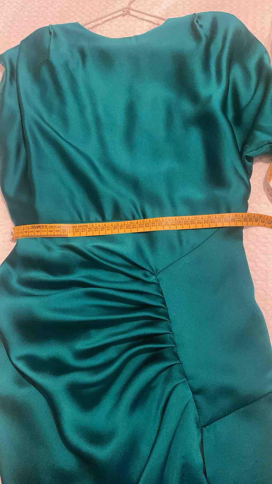 Vestido midi invitada verde Aryentto — foto 6 de 6