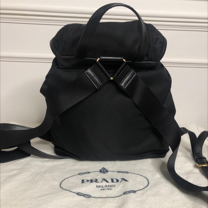 Bolso mochila Prada — foto 2 de 5