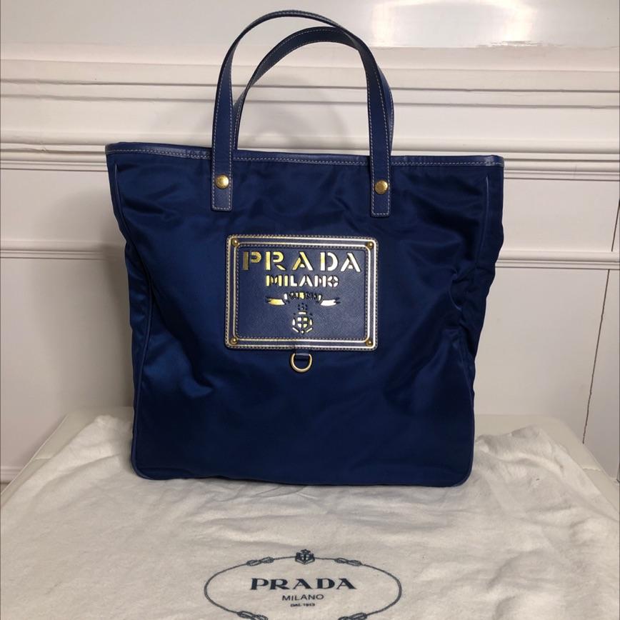 Bolso Prada — foto 1 de 6