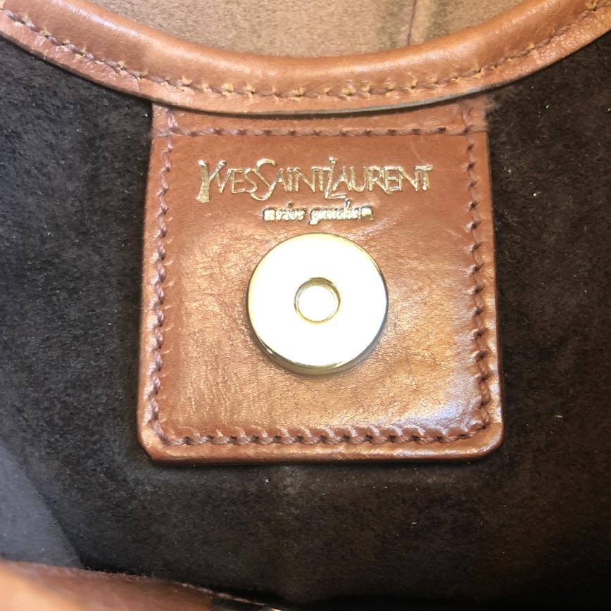 Bolso Yves Saint Laurent — foto 3 de 3