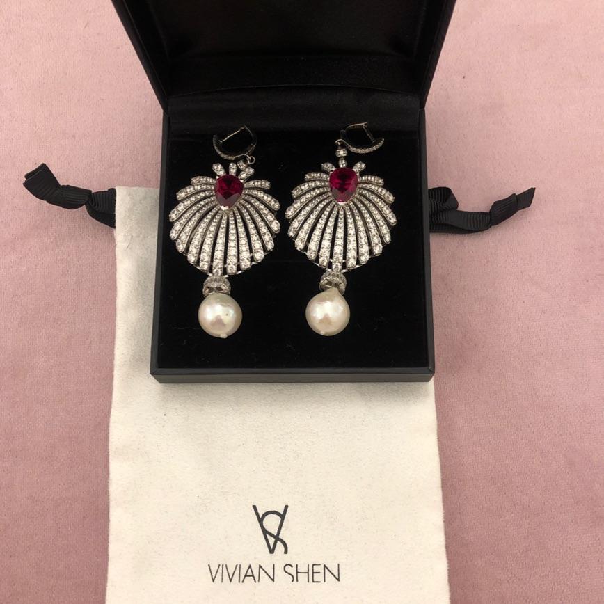 Pendientes VIVIAN SHEN — foto 1 de 3