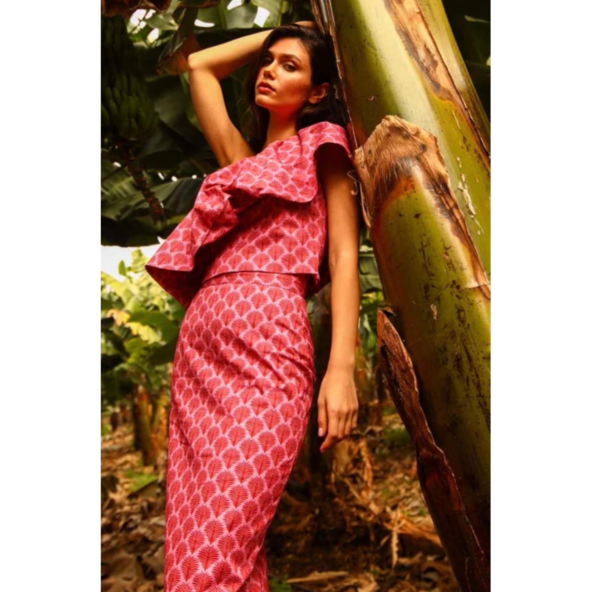 conjunto top y falda Mattui Collection — foto 1 de 5