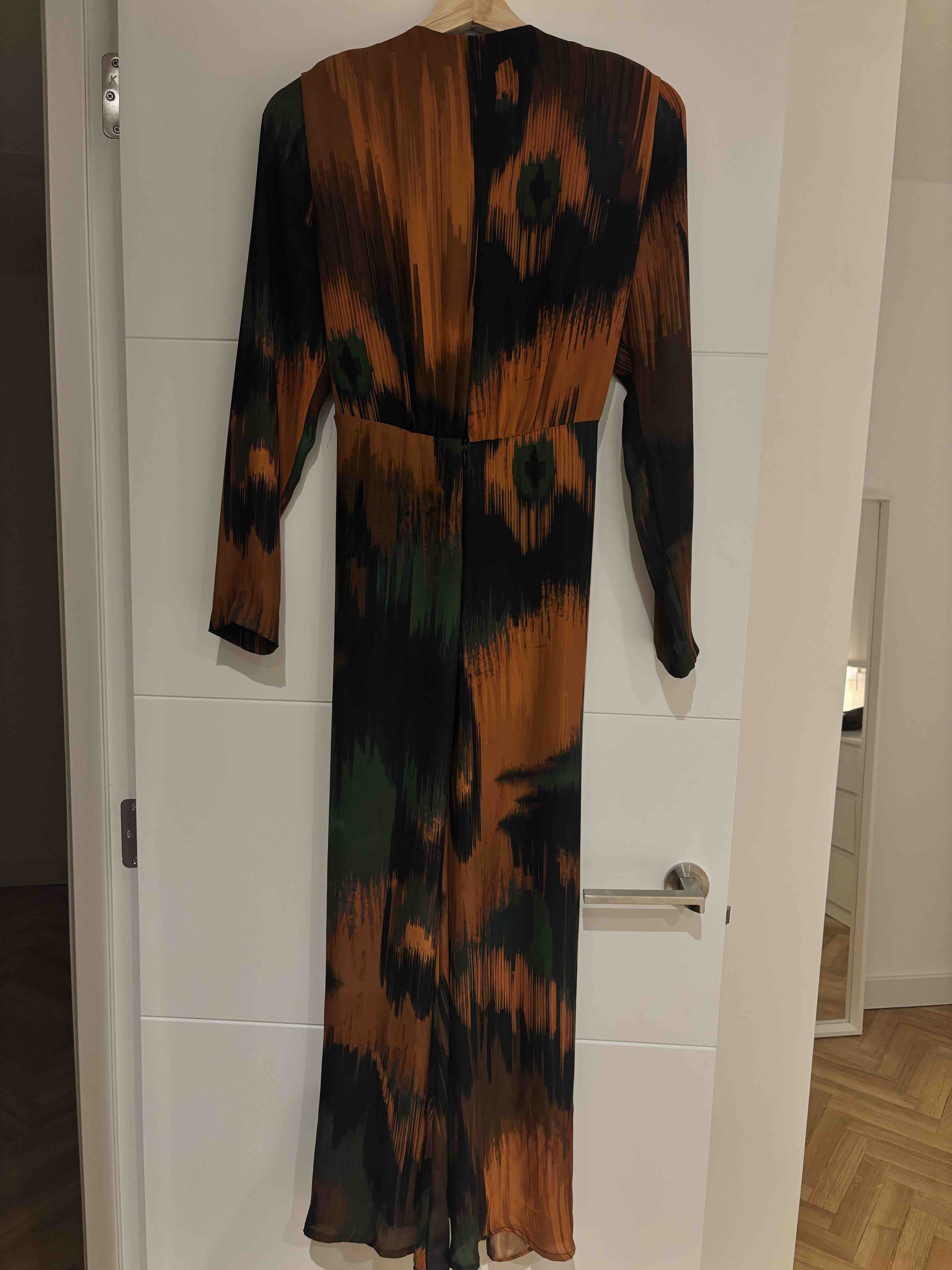 Vestido Cardié — foto 2 de 3