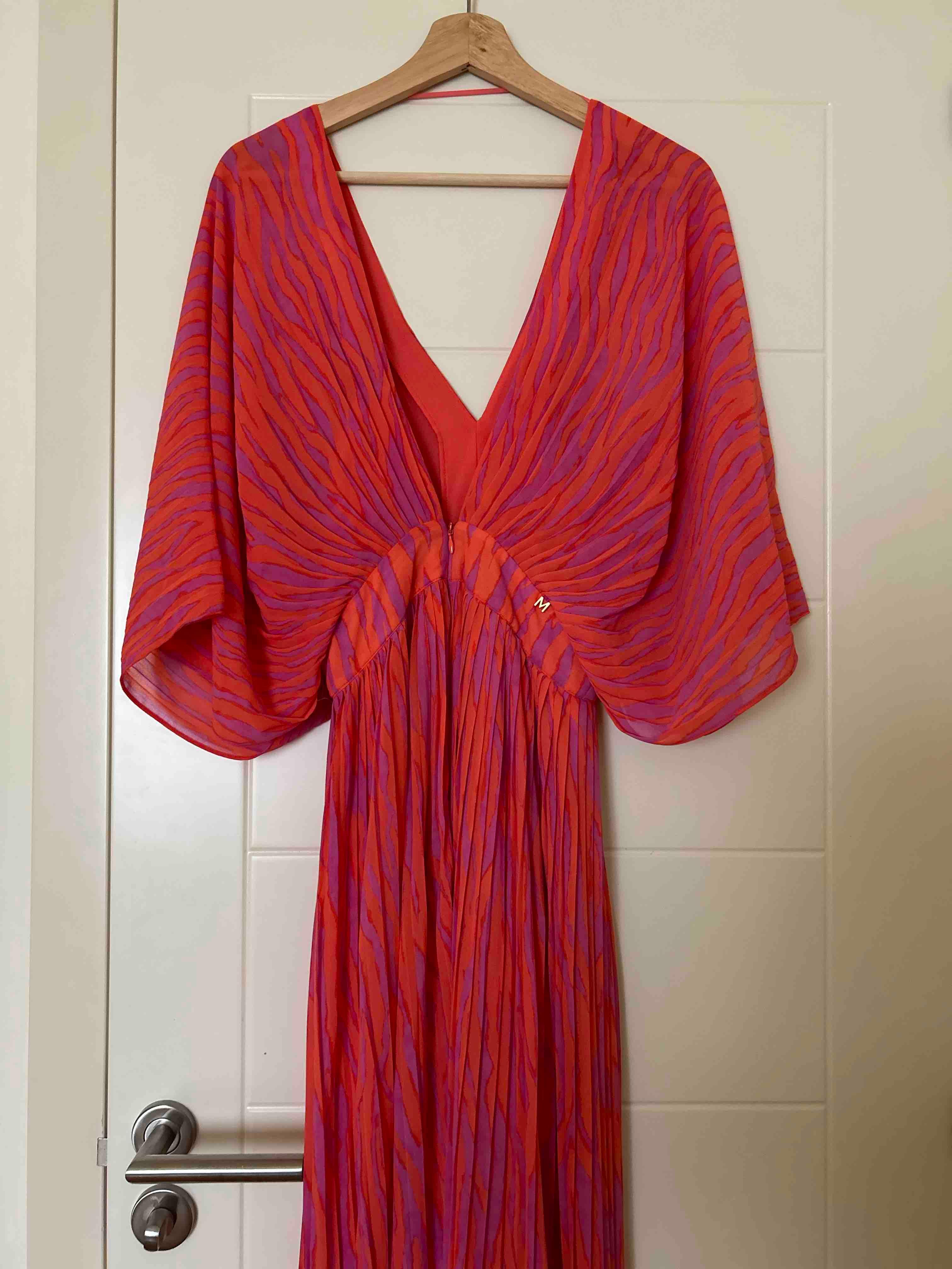 Vestido largo de colores Lola Casademunt — foto 2 de 4