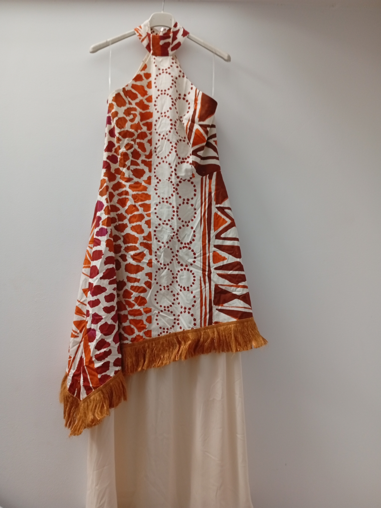 VESTIDO TRIBAL The IQ Collection — foto 3 de 5