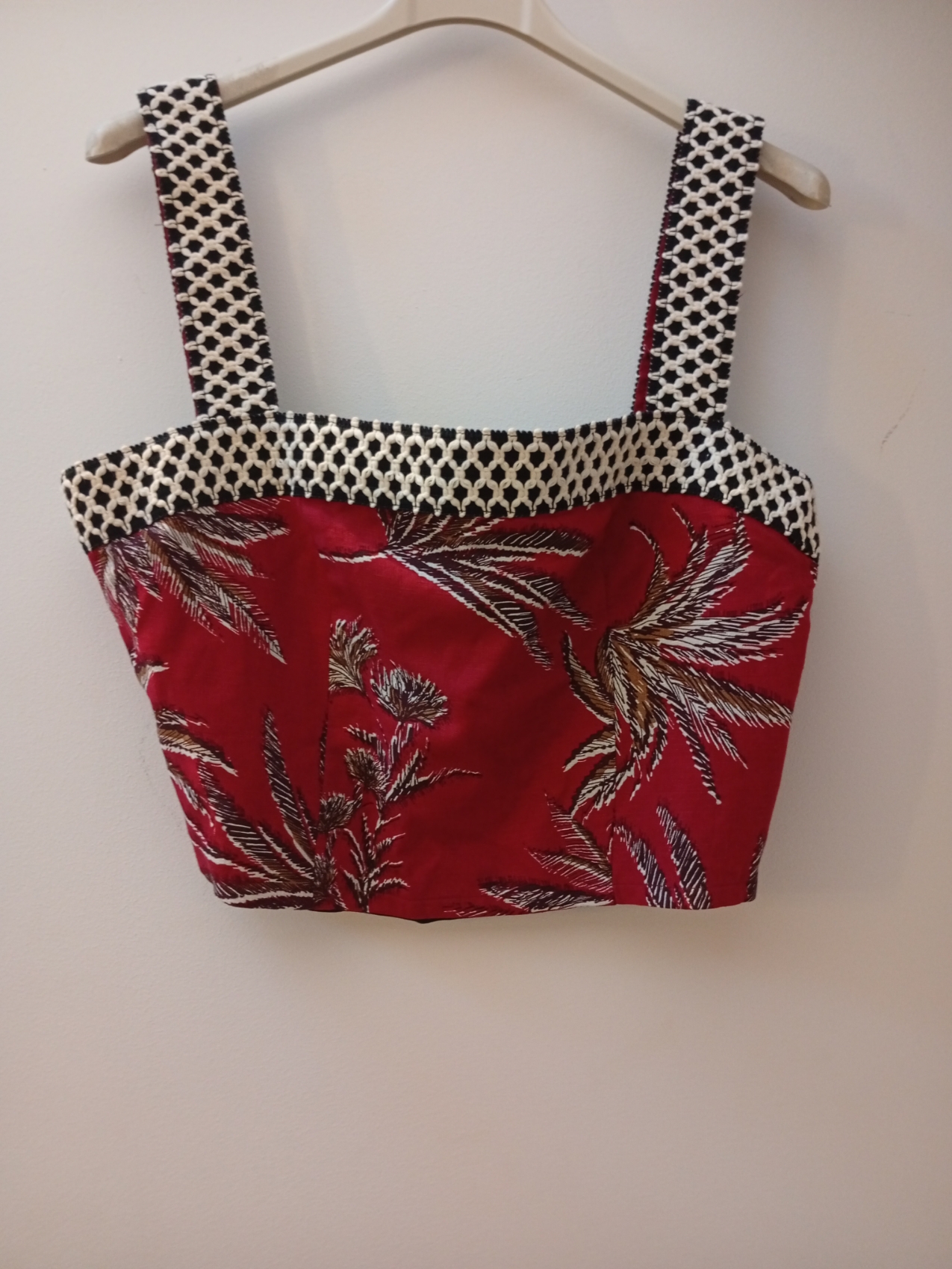 Conjunto top y falda Miphai — foto 3 de 6