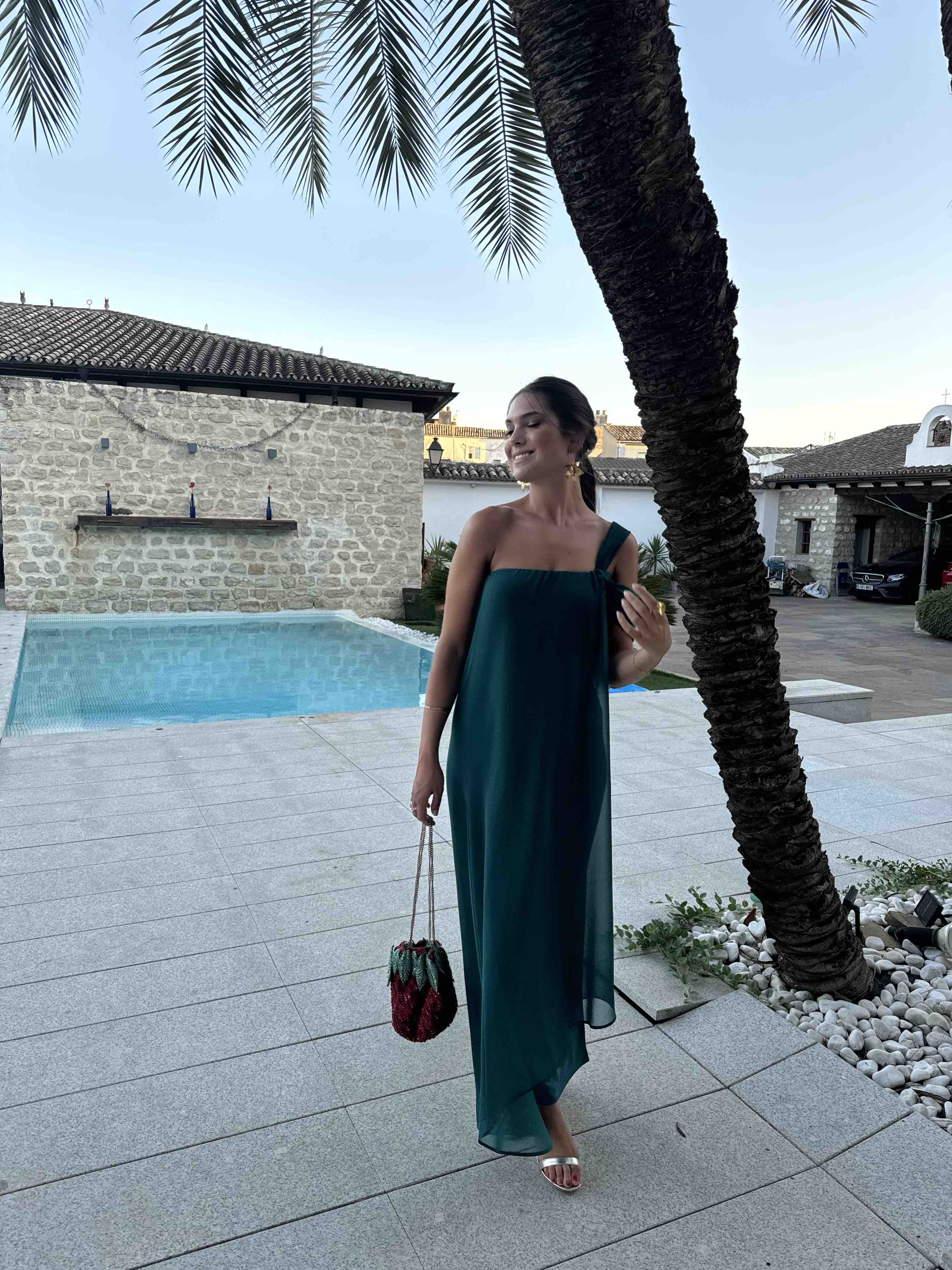 Vestido verde THE ARE — foto 1 de 3