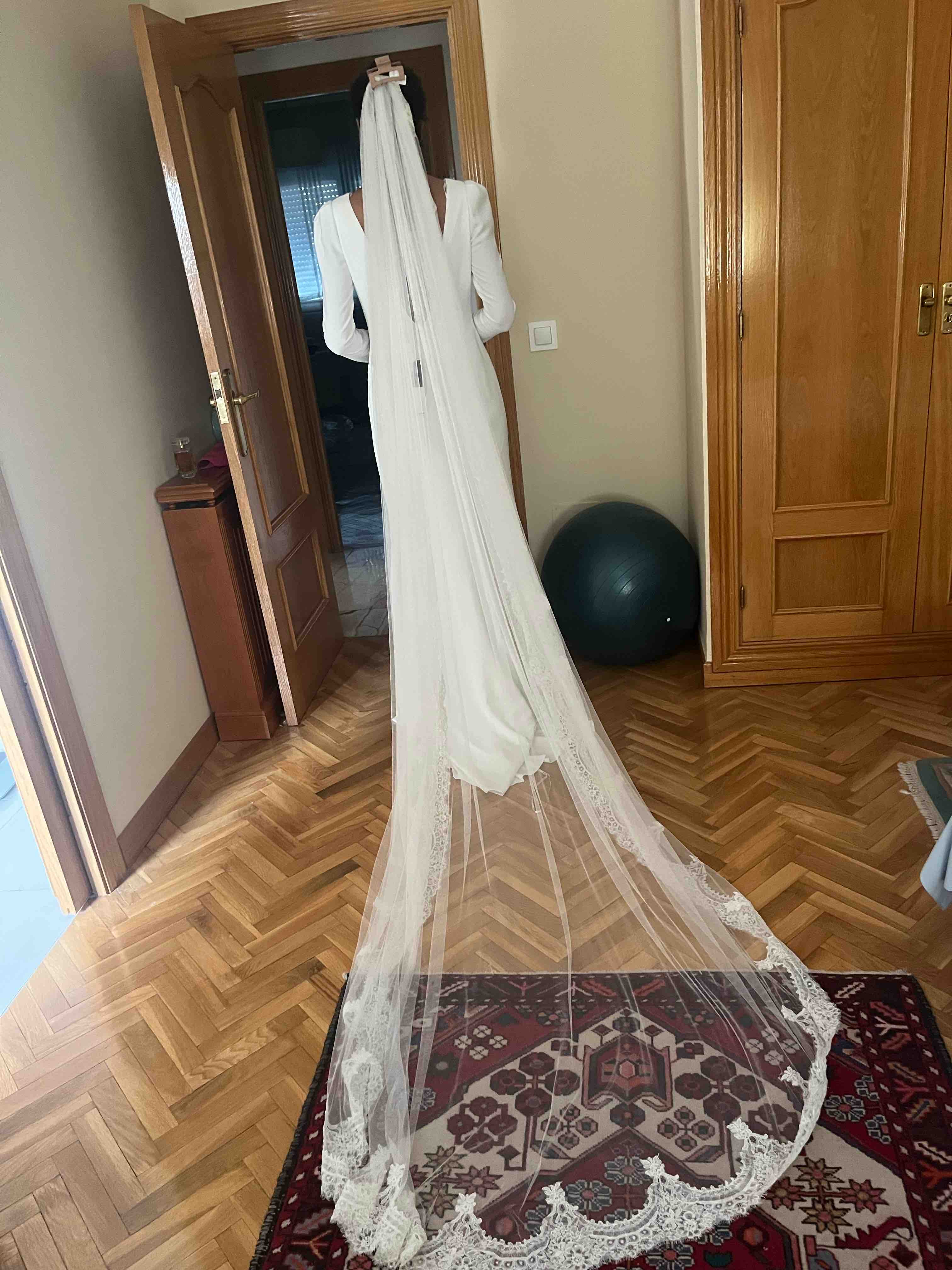 Vestido de novia Rosa Clará — foto 2 de 5