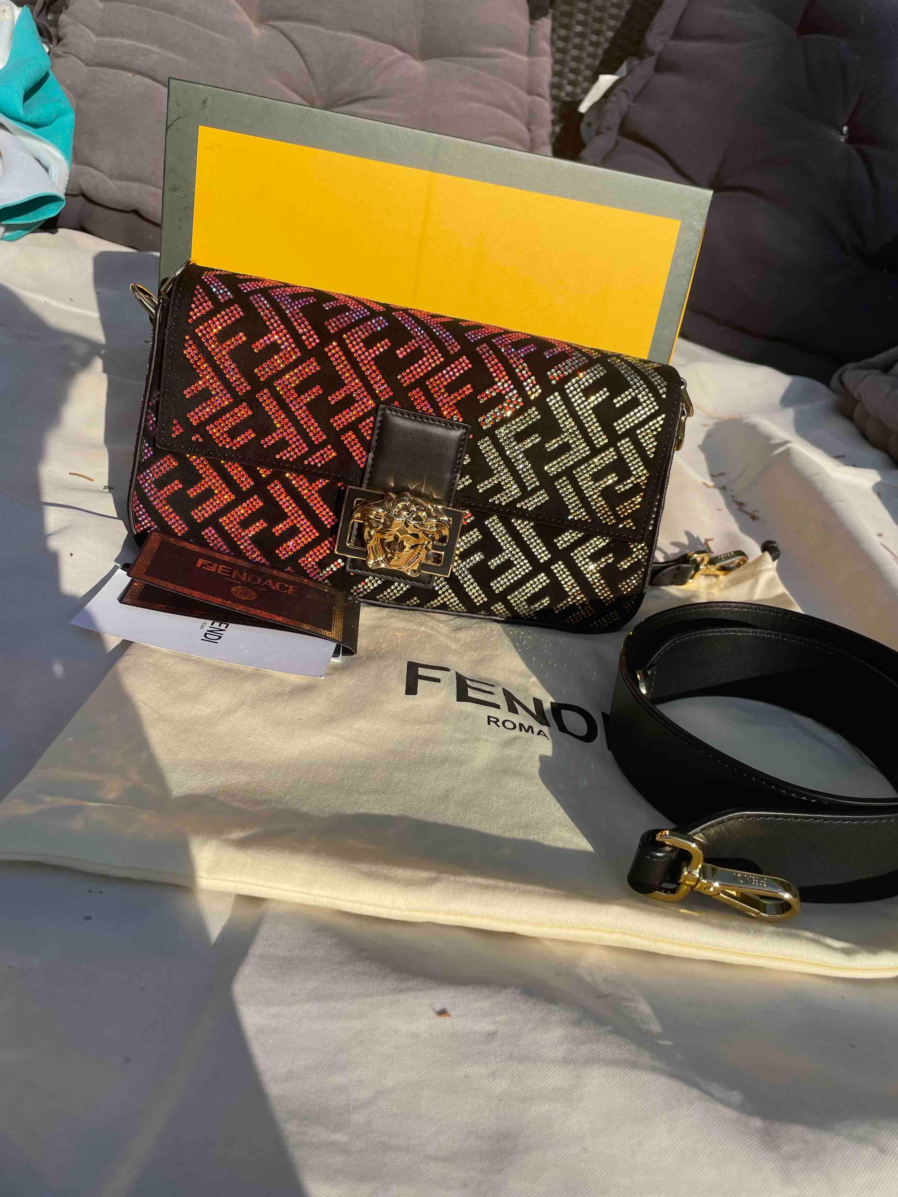 Bolso fendance Fendi — foto 1 de 6