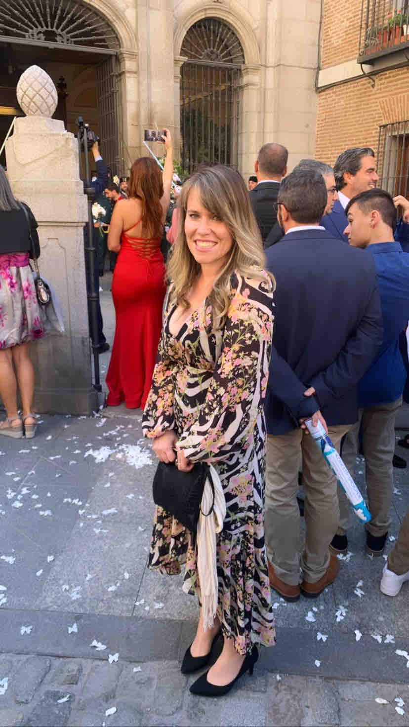 Vestido invitada boda Guess — foto 1 de 4