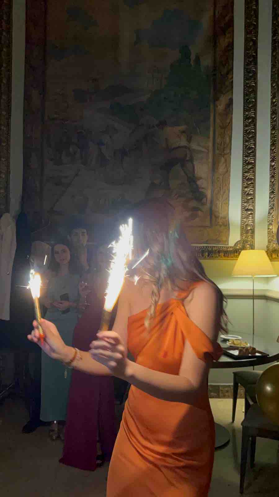 Vestido Lady Pipa naranja, talla M, en alquiler — foto 3 de 3