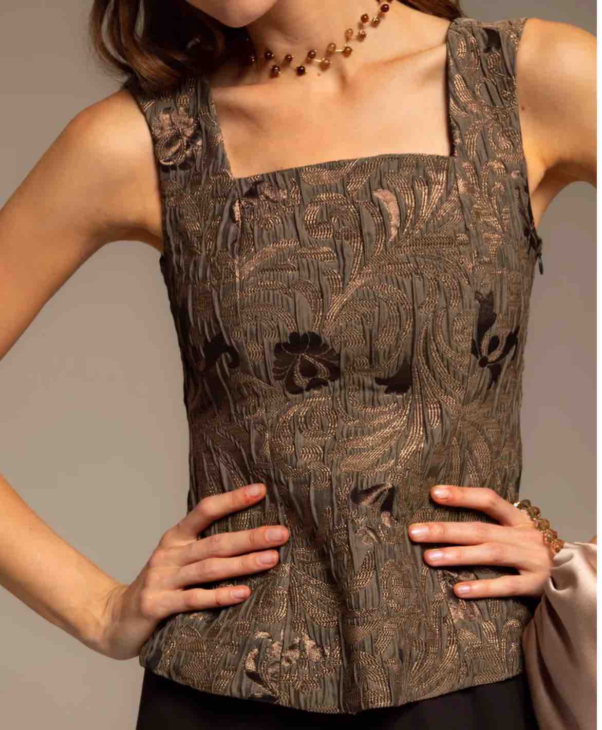 Conjunto The Are Eugenia — foto 2 de 3