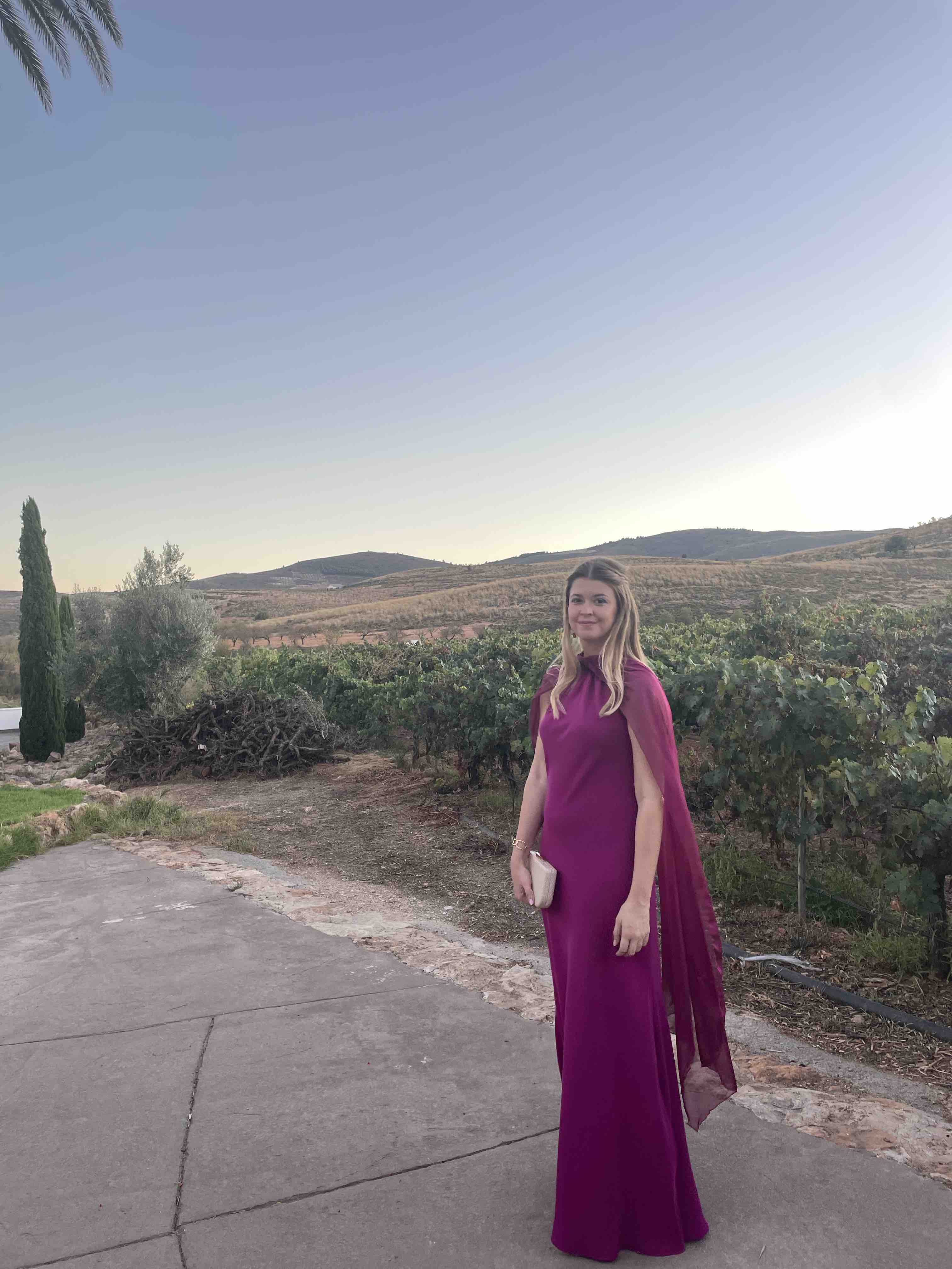 Vestido boda con capa Scarlatta — foto 1 de 2