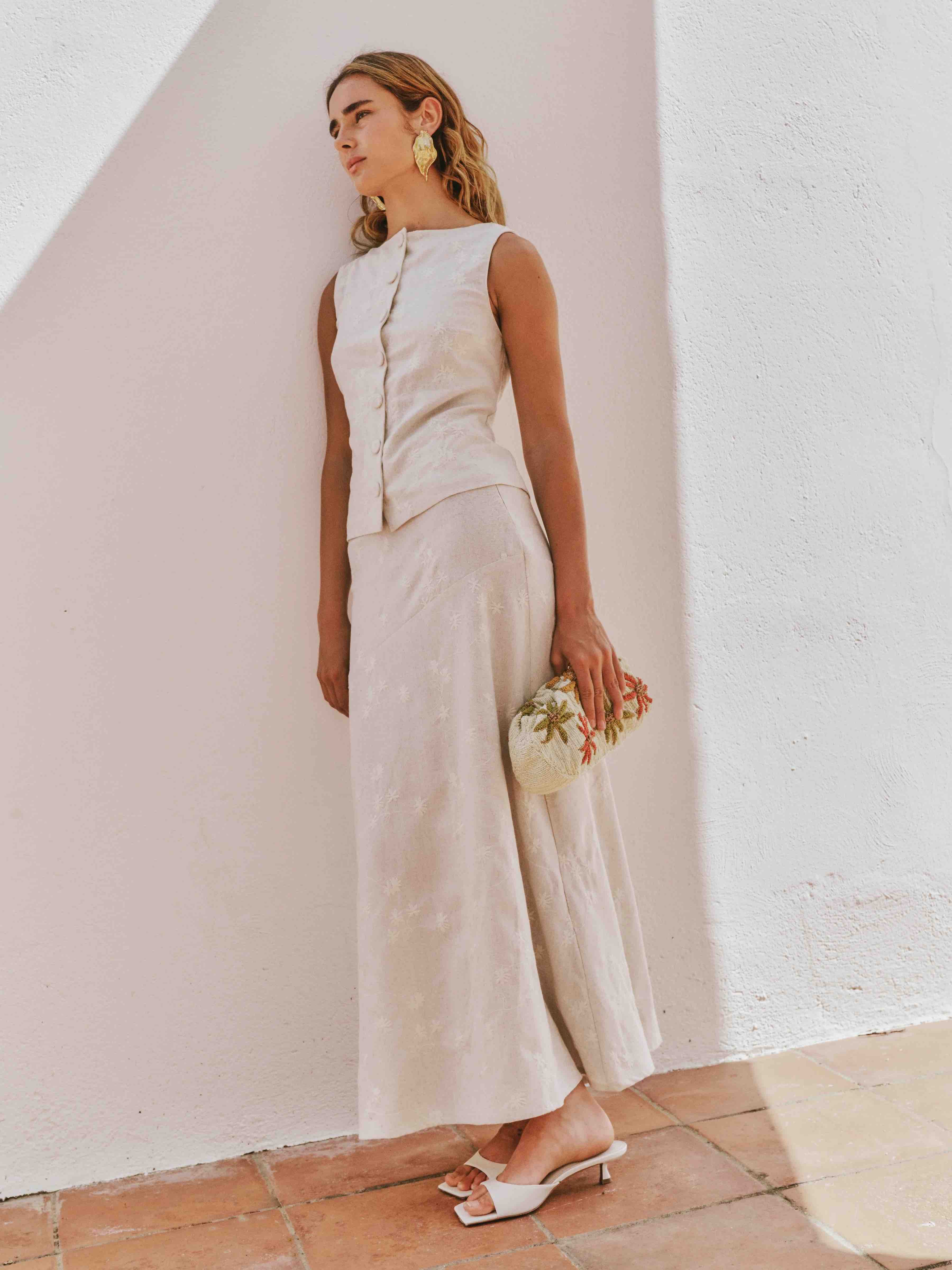 Conjunto chaleco y falda Lily de Baymo — foto 1 de 6