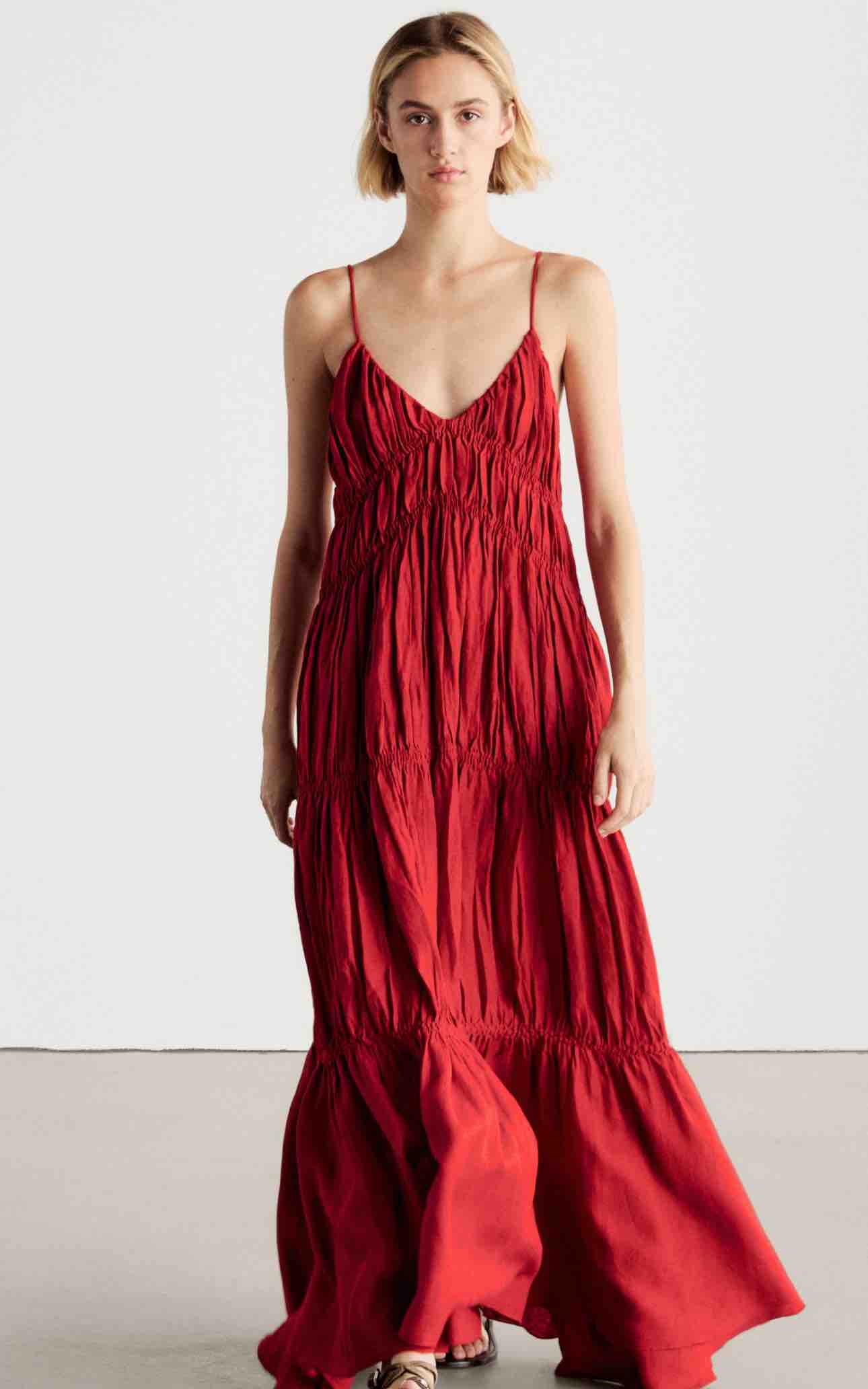 Vestido rojo fruncido Massimo Dutti talla M — foto 2 de 5