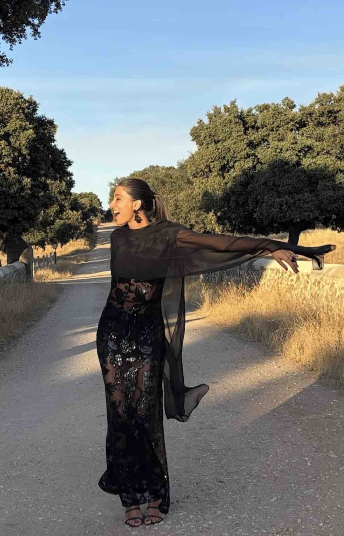 Vestido negro transparencias LiuJo Liu Jo — foto 2 de 5