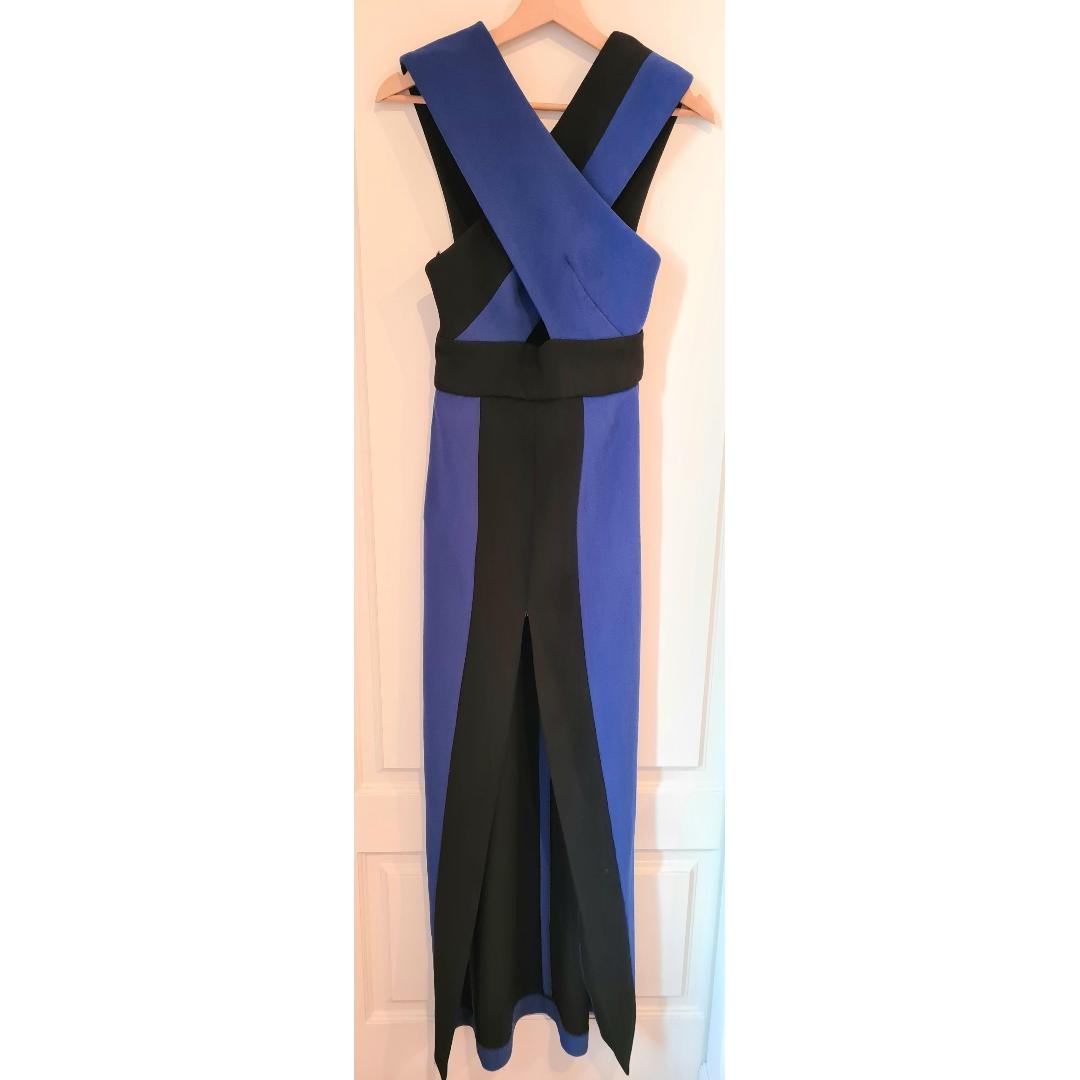 Vestido largo de Solace London — foto 1 de 4