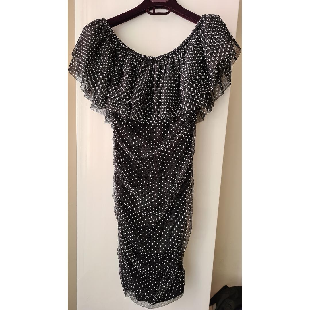 Maje vestido off the shoulder — foto 1 de 5