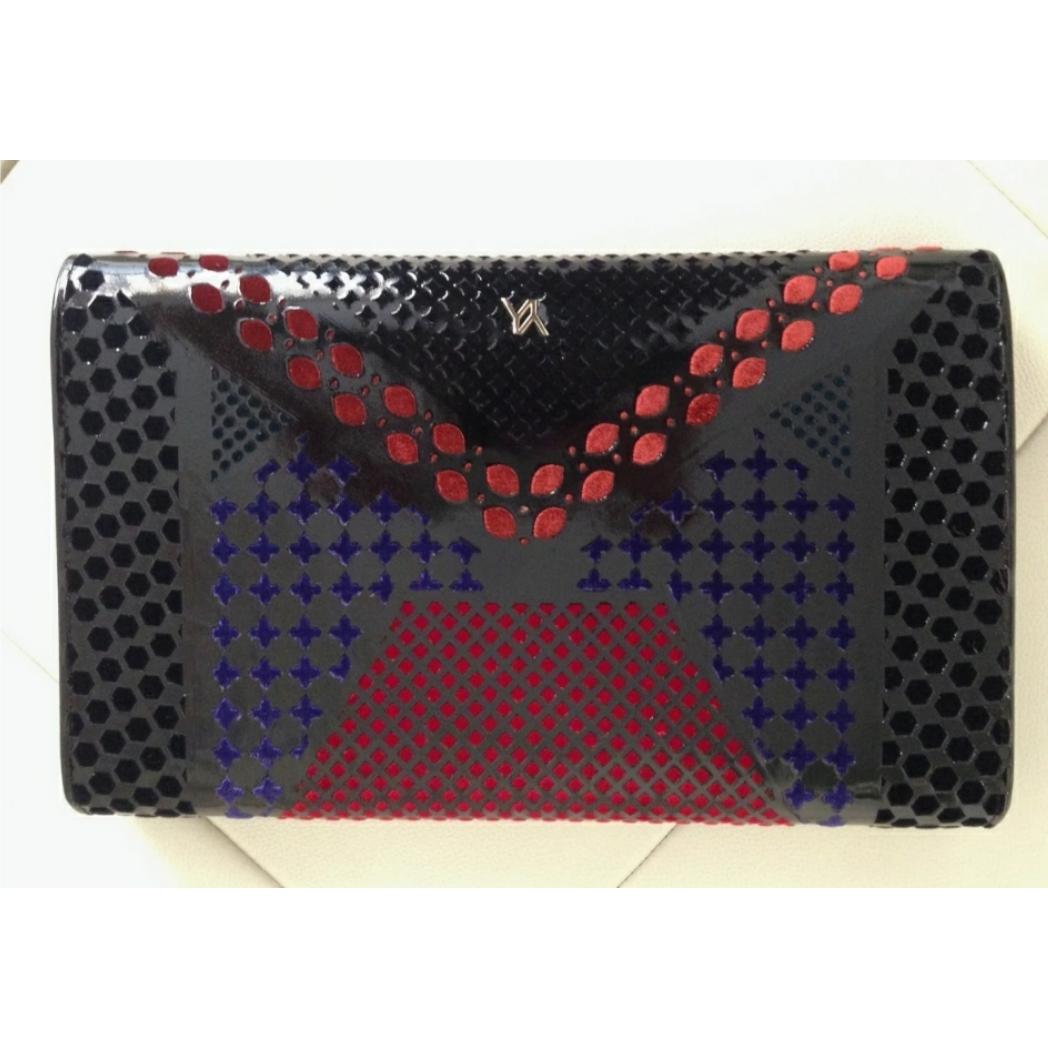 Cartera en terciopelo de Yliana Yepez — foto 3 de 4