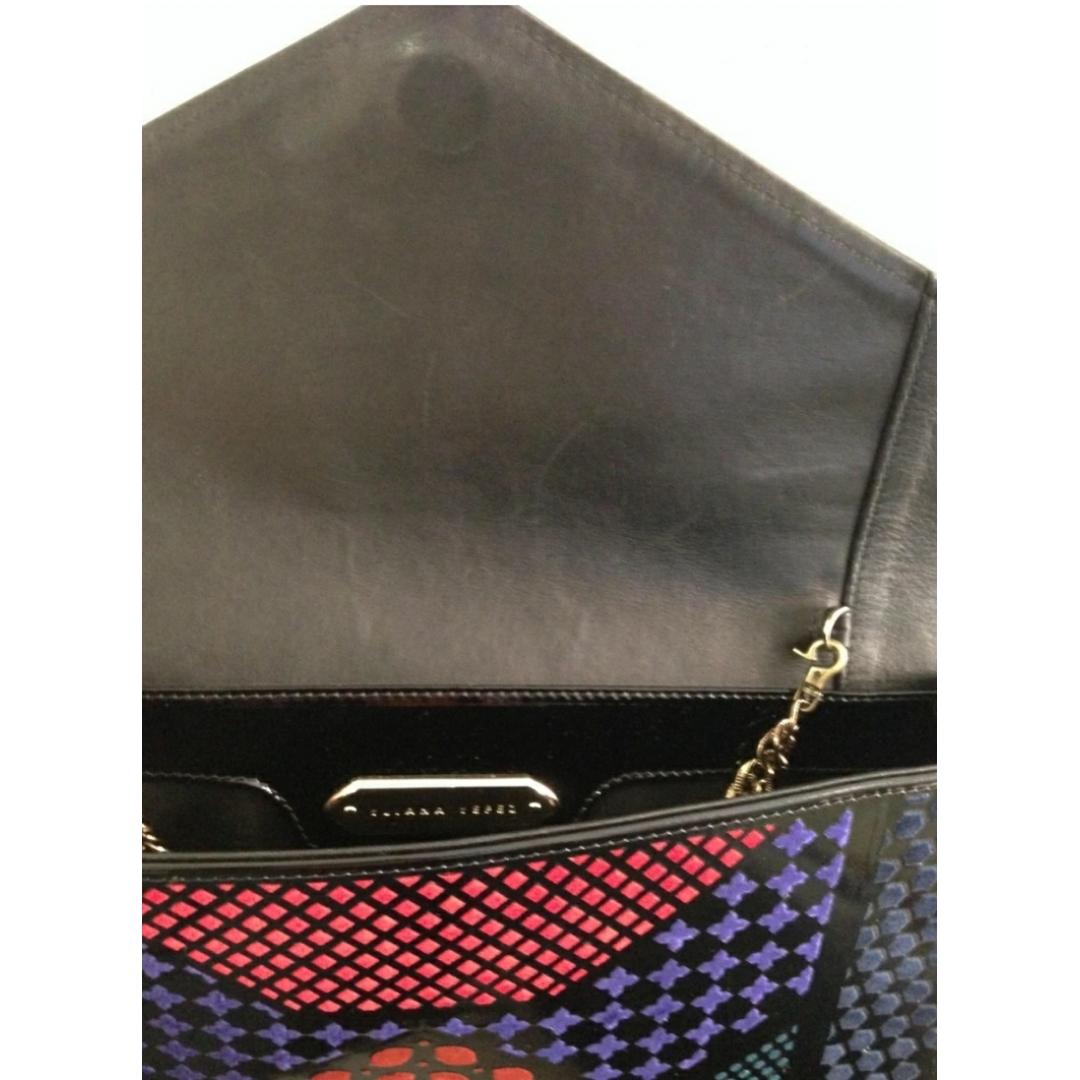 Cartera en terciopelo de Yliana Yepez — foto 4 de 4