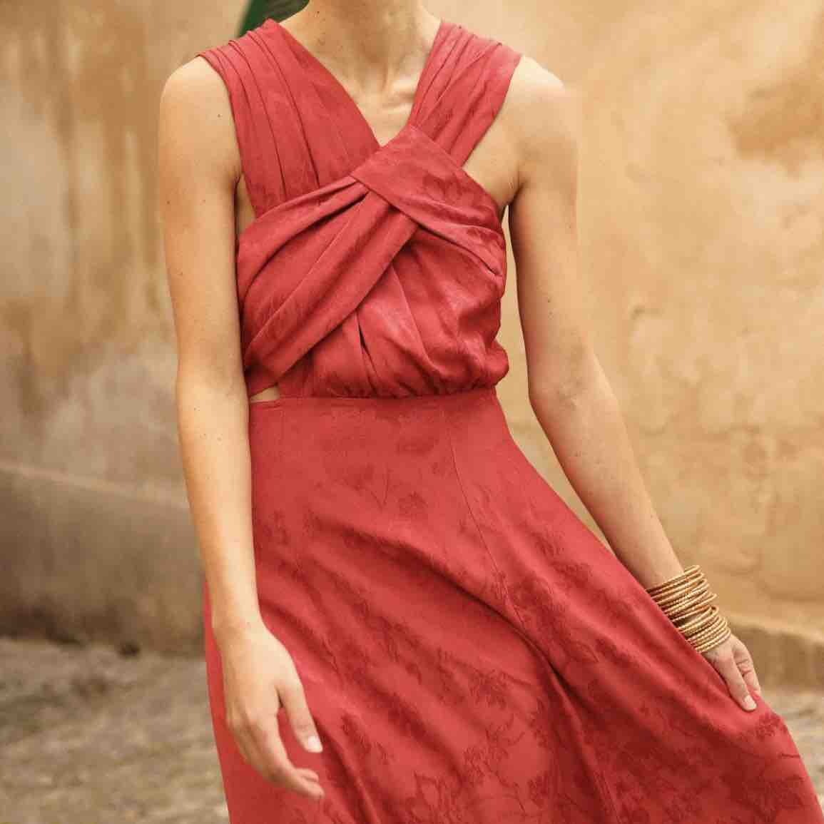 Vestido Velarde Rojo seco Mattui Collection — foto 3 de 3