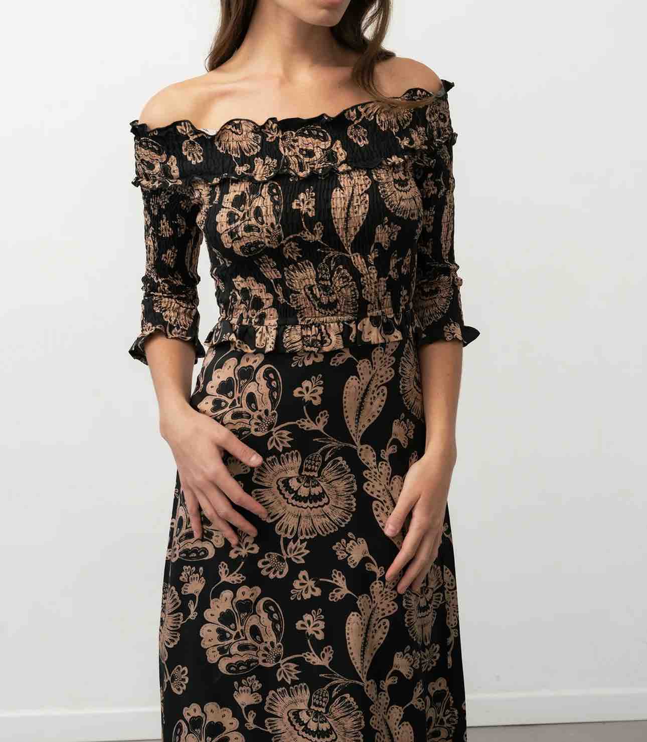 VESTIDO BARDOT NOIR Vanó Studio — foto 1 de 3