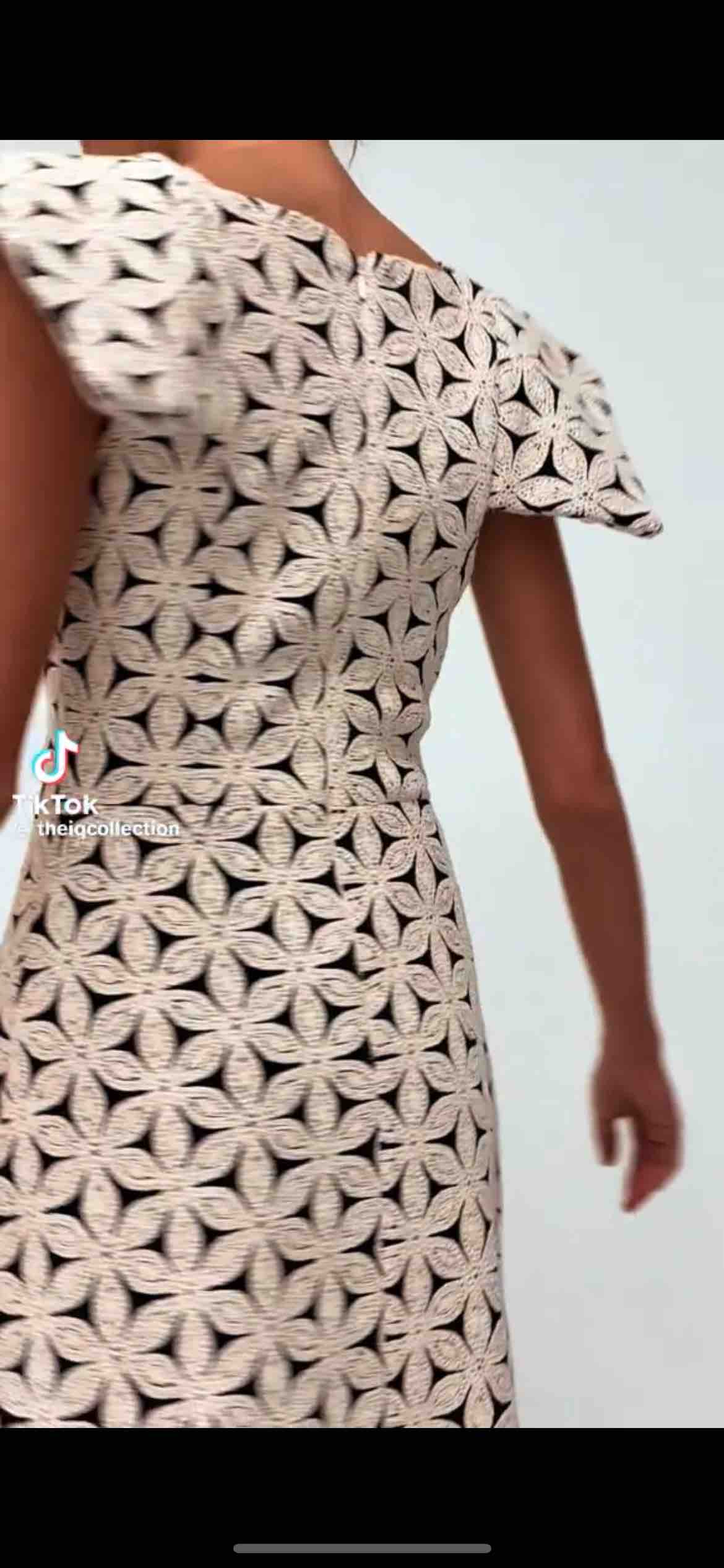 Vestido ideal The IQ Collection — foto 2 de 2